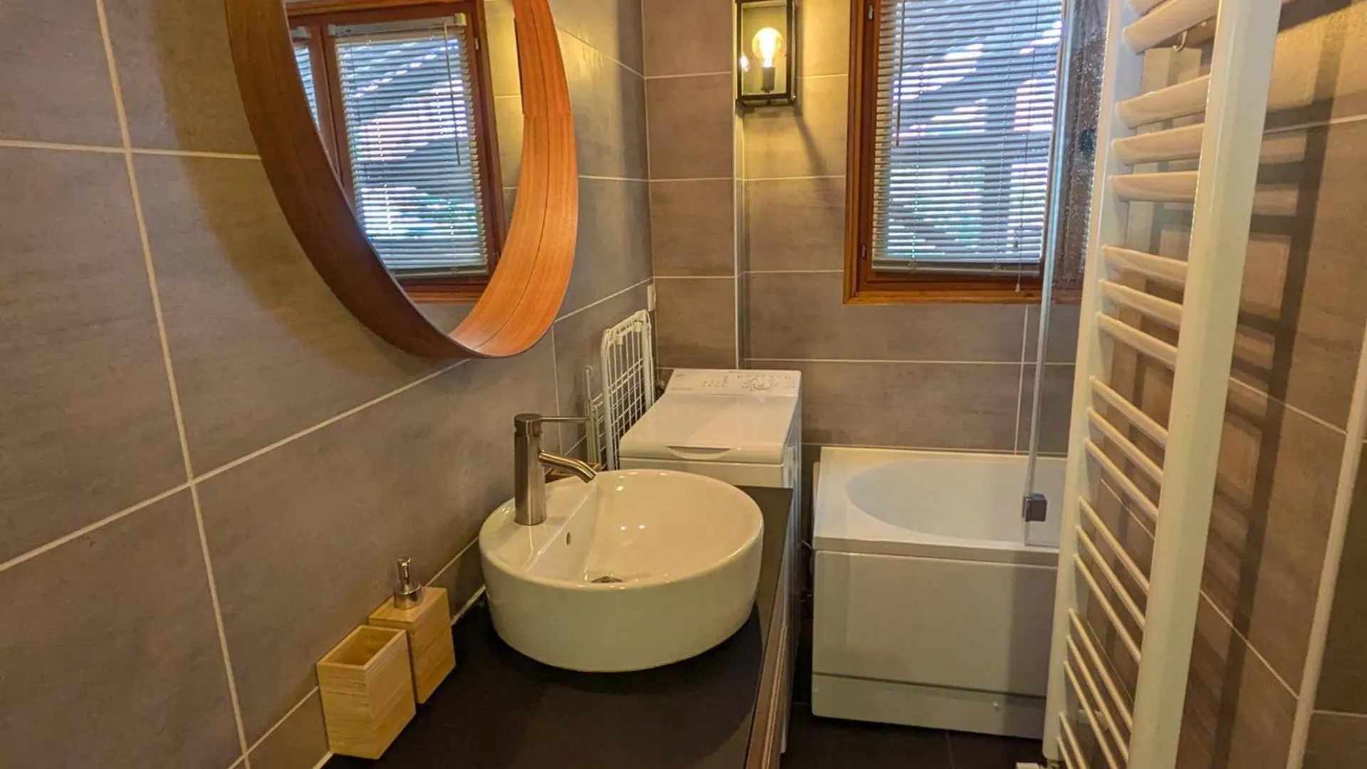 Appartement Renove Aux Gets, Proche Centre Et Pistes, Balcon Sud - Fr-1-623-160 Les Gets